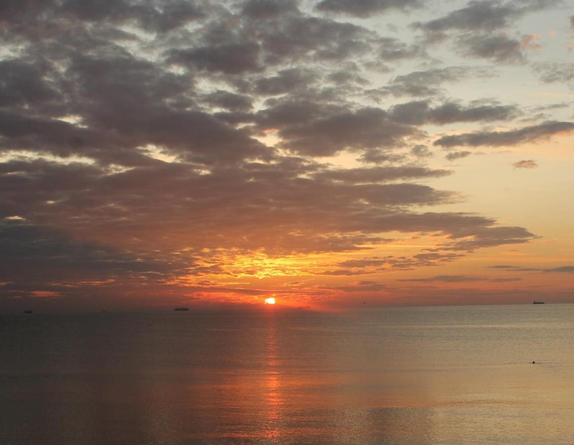 Sea View Sky 15 Apartments オデッサ エクステリア 写真